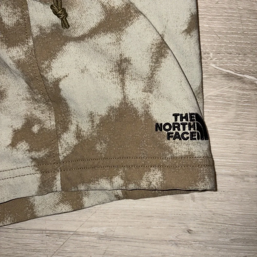 North Face Camo Outdoor Hiking Cargo Utility Shorts Men's Small Green 28